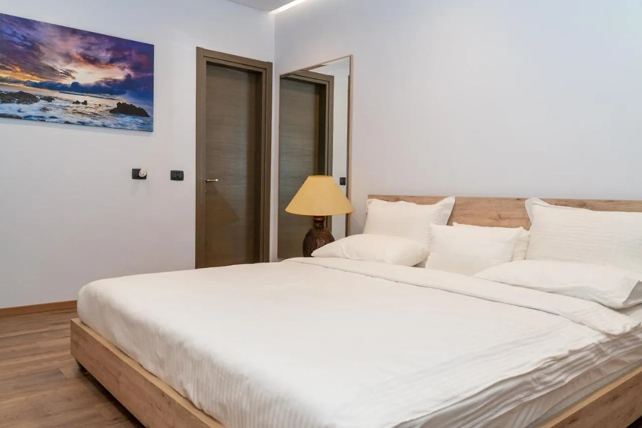 Limani Deluxe Apartment 3 Sarande Albania